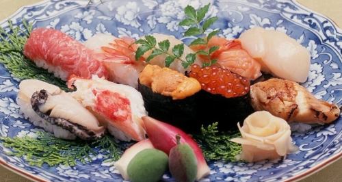 極上生 11カン 出前価格4380円。店内価格4580円。
