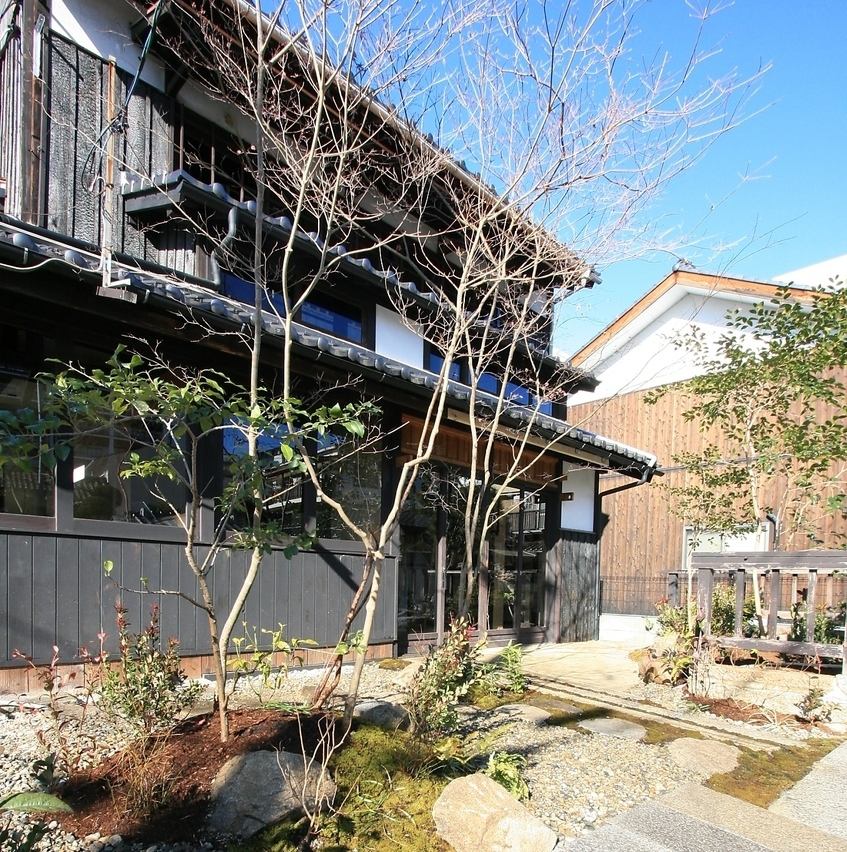 ランチ11時00分～14時00分にて営業します！