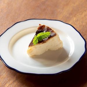 バスクチーズケーキ (週末限定)