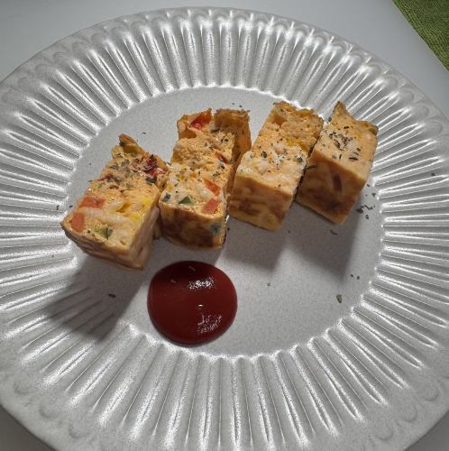 季節の野菜オムレツ