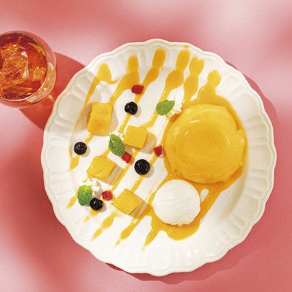 Assorted after-dinner desserts