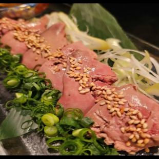 特上白レバーレア刺し