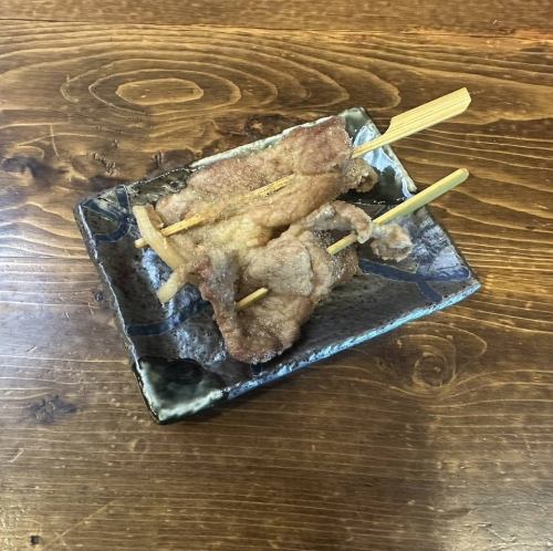 豚唐串　大辛　(2本）