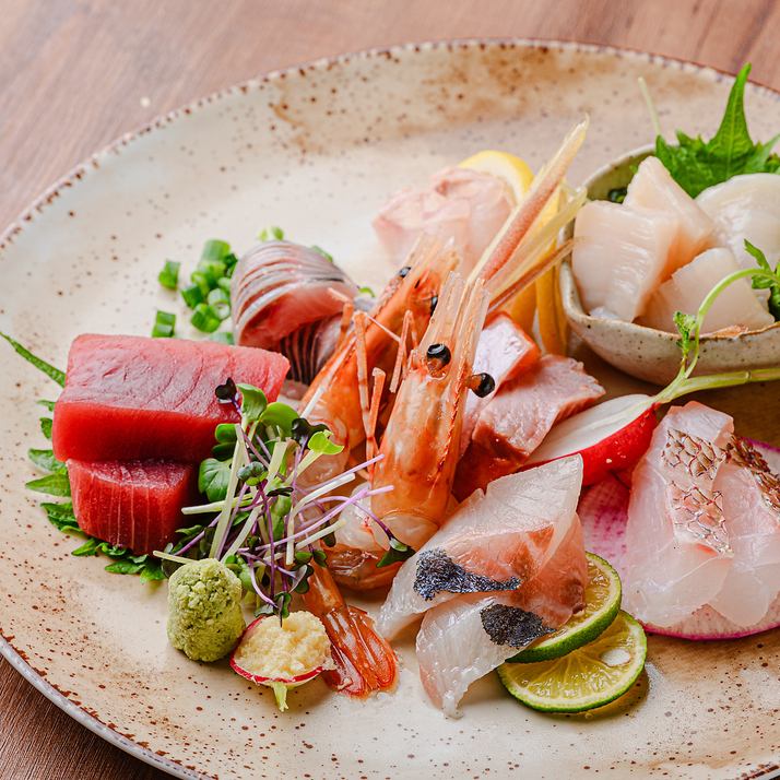 すすきの駅徒歩4分。鮮魚の和食と焼鳥。日本各地の銘酒を愉しむ居酒屋「桃林」