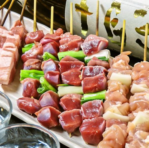 鶏トロ/鶏身/鶏皮/せせり/砂ずり/白きも/ぼんじり/鶏しそ/ハツ