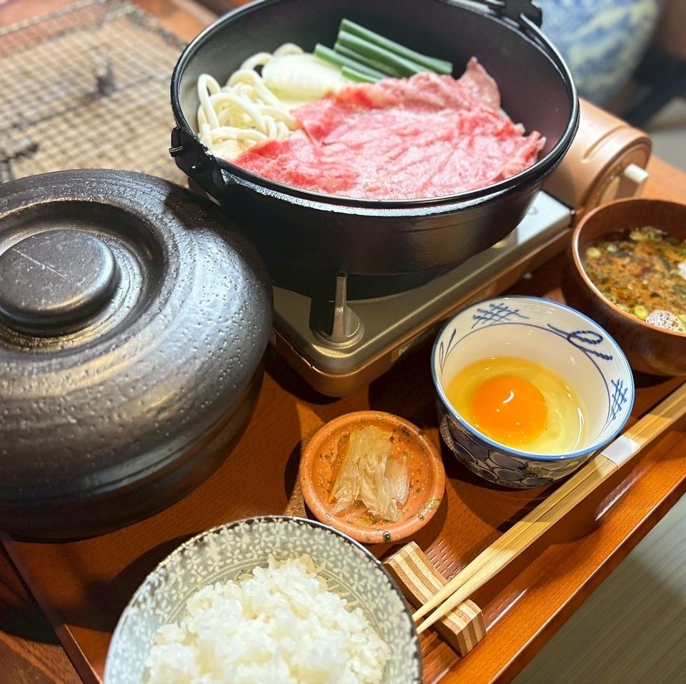 全国各地から厳選した日本酒や焼酎も豊富にご用意しております！