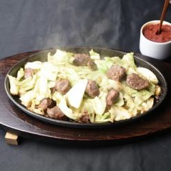 博多名物 中毒者続出！【鉄板焼肉】