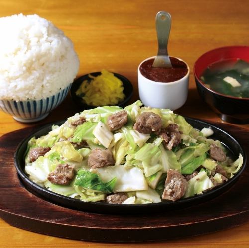 博多名物鉄板焼肉ランチ
