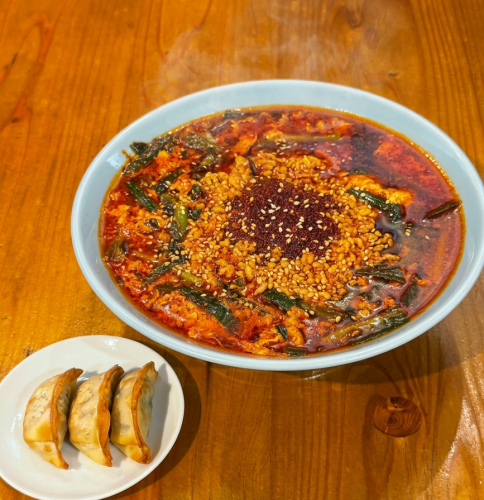 新登場！　宮崎辛麺・炎帝