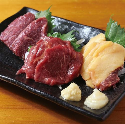 馬刺し３種盛り合わせ