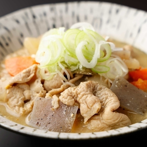 しみじみ旨い!『自家製もつ煮込み』