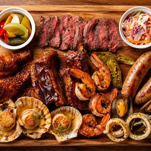 仲間とワイワイ楽しめる！ビールが進む絶品BBQ