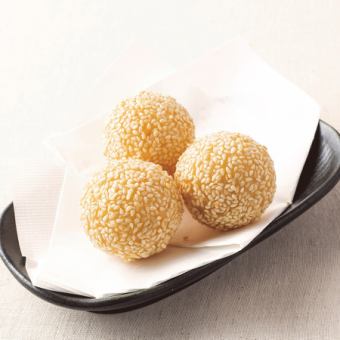 Sesame dumplings