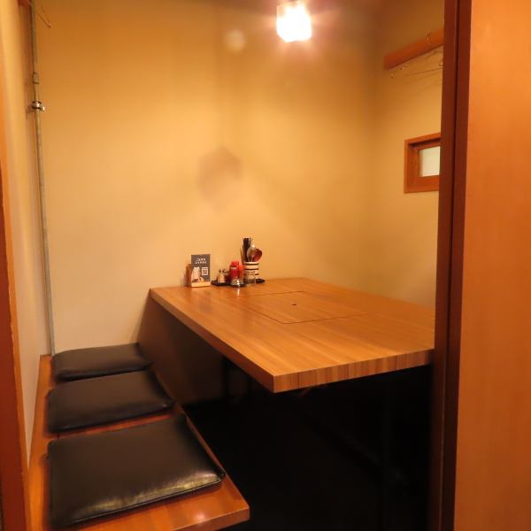 奥のいくつかの部屋は個室になっているので人気あり!お早目にご予約ください♪