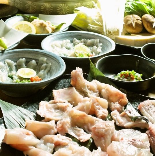 【계절의 호화 식재료 「토라후구만!」】전 6품 트라후구 넉넉한 냄비 코스 9,900엔(부가세 포함)
