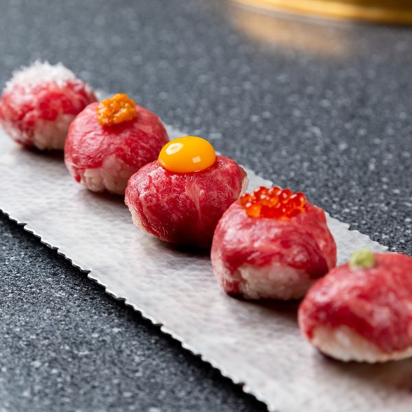 山形牛手鞠寿司5件◎品尝美味的山形牛手鞠寿司，身心愉悦！
