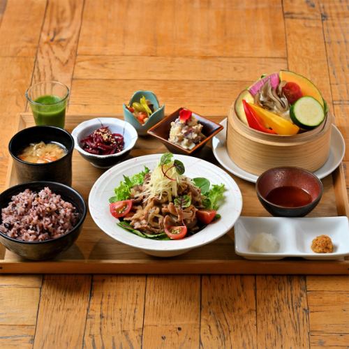 国産豚と淡路島産玉ねぎの生姜焼き膳