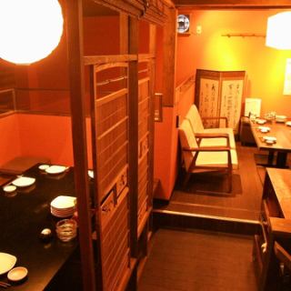 中2階には他テーブル個室も。