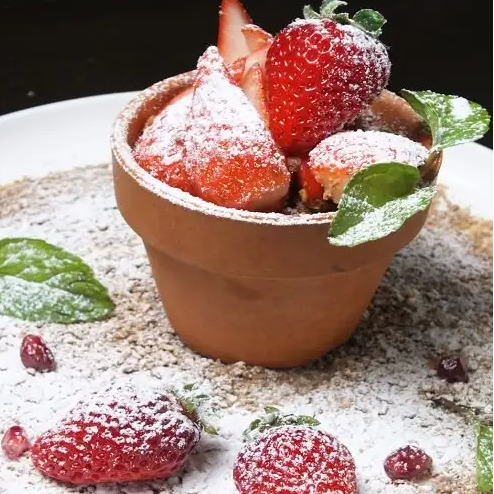 【日~木限定】嬉しいメッセージプレート付！忘新年会・各種お祝いに最適…9品4000円2H飲放