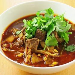 Beef spicy soup noodles