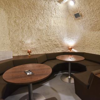 [Basement sofa seats] These sofa seats are perfect for various banquets and drinking parties, such as girls' parties and drinking parties.