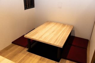 半個室のお席もご用意しております！