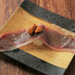 うにく垂れ握り