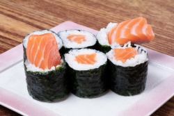 はみでるサーモン