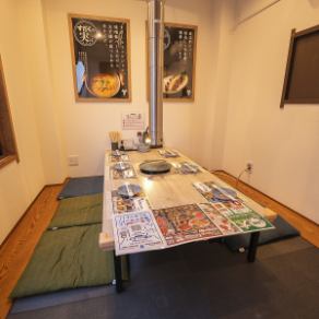 肩ひじ張らずにリラックスできる個室空間で、絶品焼肉をご堪能いただけます。親しいご友人やご家族との会話を楽しみながら、特別なひとときをお過ごしください。大切な記念日には肉ケーキでのサプライズも承ります。ぜひご予約ください。
