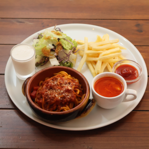 Kids plate(ミートソース)/kids pasta(ミートソース・コーンクリーム)