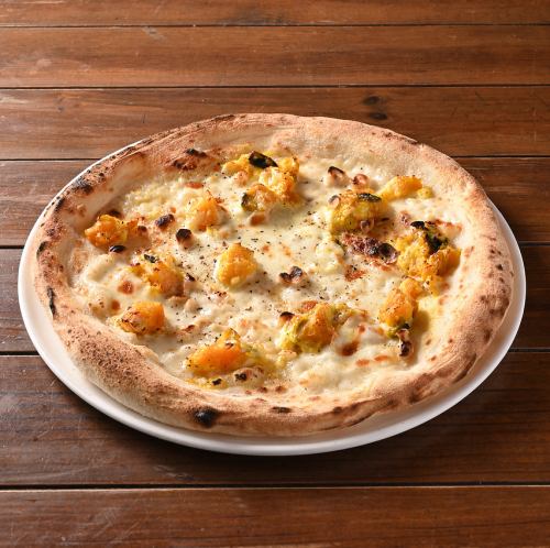 【Pizza】かぼちゃとヘーゼルナッツのピッツァ