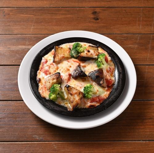 【トマトソースベース】茄子ととろけるモッツァレラのトマトドリア