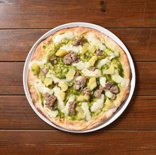 【オリジナル野菜ピッツァ】サルシッチャとポテトのジェノバ風ピッツァ