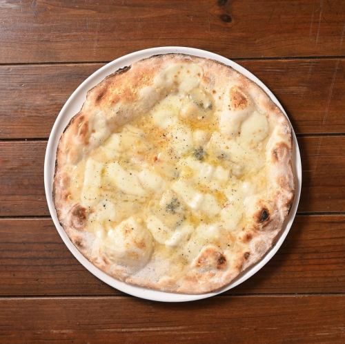 【シグネイチャーピッツァ】クワトロフォルマッジ