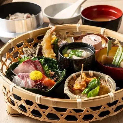 釜飯花かご御膳