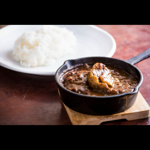 肉屋のひと口ビーフカレー