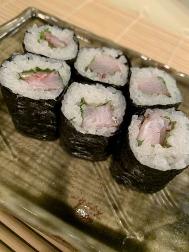 炙り太刀魚梅しそ巻き