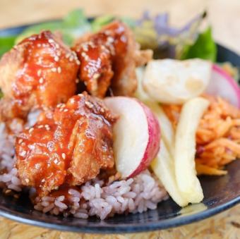 甘辛ヤンニョムチキン(韓国風ピリ辛チキン)