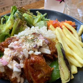 鶏南蛮のしば漬けタルタルソース