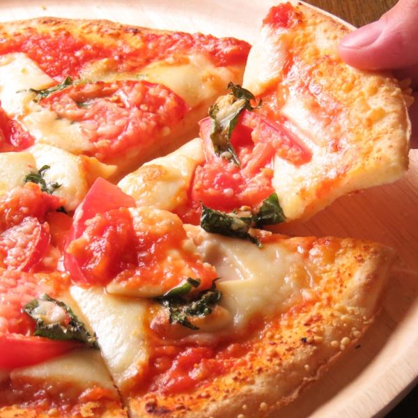 两种方式的比萨饼和意大利面！包括无限畅饮
