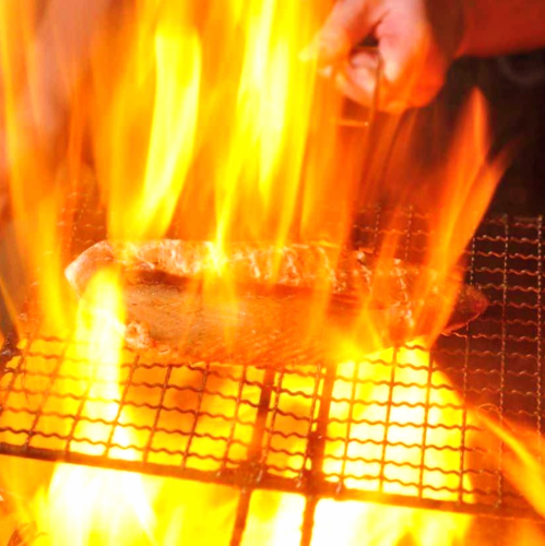 【Robust straw-grilling!】
