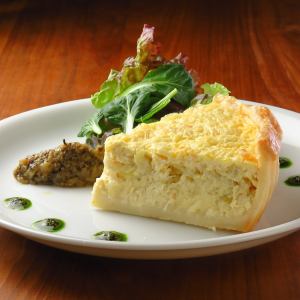 ズワイガニのキッシュ