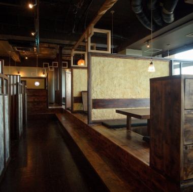 The sunken kotatsu seats are great for parties, anniversaries, girls-only gatherings, and more.