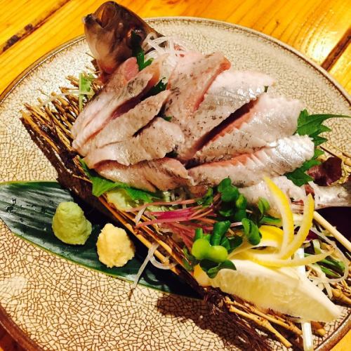 Seasonal seafood (680-720 yen)