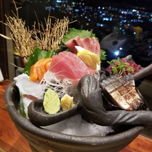 [Specialty] Assorted sashimi from Yorunokaze Tsubo (6 types, 1 portion)
