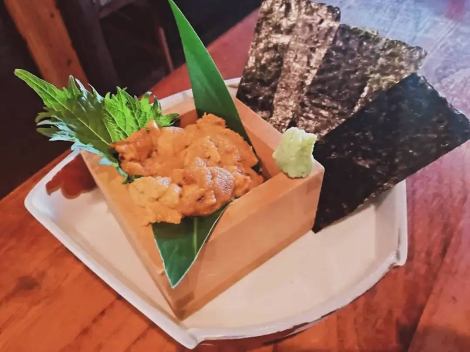 ★Half a box of raw sea urchin★