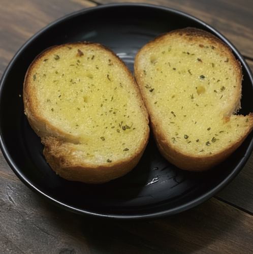 お酒に合うアラカルト充実