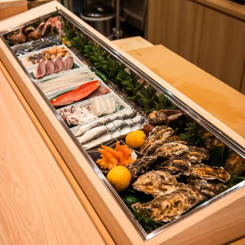 新鮮な食材で握った寿司を提供。旬の味覚で魅了する料理