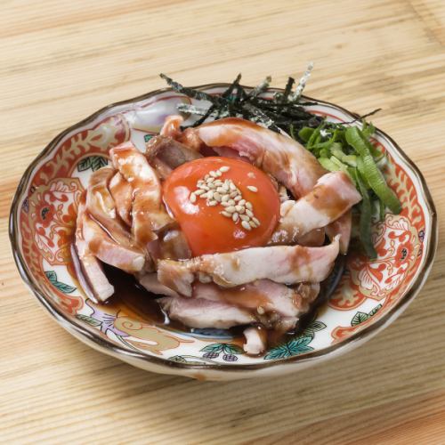 【レアロースのユッケ風】