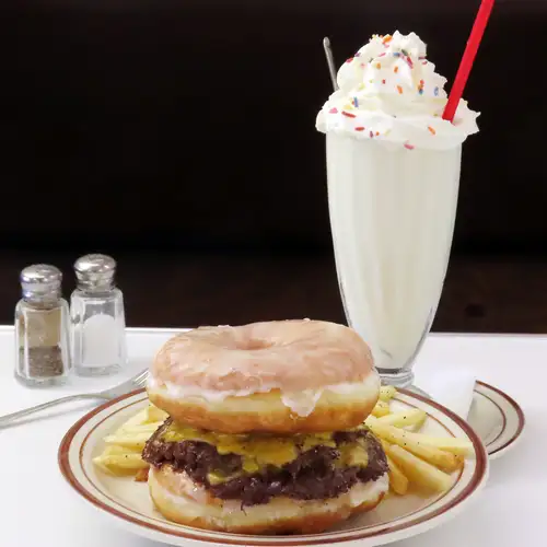[100% beef patty, smashed to perfection for juiciness]